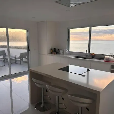 Furna Blue View Lagoa (Azores)